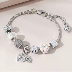 ***$8 BUNDLE*** Rhinestone Bracelet